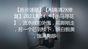  漂亮熟女人妻 在家被无套狂怼 大姐表情舒坦 蛋蛋敲逼逼 哥们操逼真猛