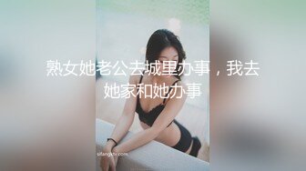 【新片速遞】  颜值不错的大奶子少妇露脸让蒙面大哥草了奶子草小嘴真刺激，多体位蹂躏抽插浪叫不断，表情好骚淫声荡语刺激