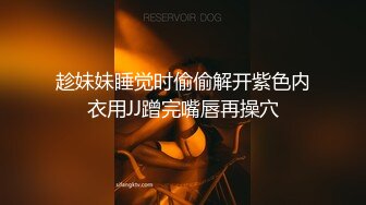 口味超重的风骚泰国人妖被超大超粗恐怖大鸡吧暴力深喉插洞啪啪射了一胸