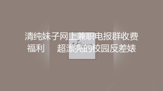  高跟黑丝漂亮美眉 自己用手扒开 不行你不能拍视频 翘着大屁屁 掰开逼逼 被无套后入猛怼 最后爆