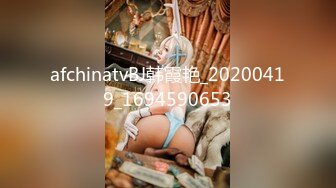 SWAG 知名专业外拍摄影师海边帐篷内多人淫乱干炮 Royababy