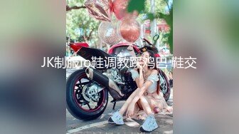 小宝寻花约了个短发白衣甜美萌妹啪啪，沙发上调情口交掰穴摸逼骑乘猛操