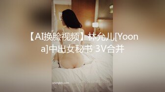  四十多歲女人最臊了,中年夫妻下海啪啪,老娘們真會玩,聽指揮玩弄肥B