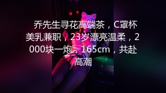  7哥探花新人胖哥操骚熟女，扒掉裤子吃屌，骑乘位上下猛砸，张开双腿一顿输出，搞舒服了